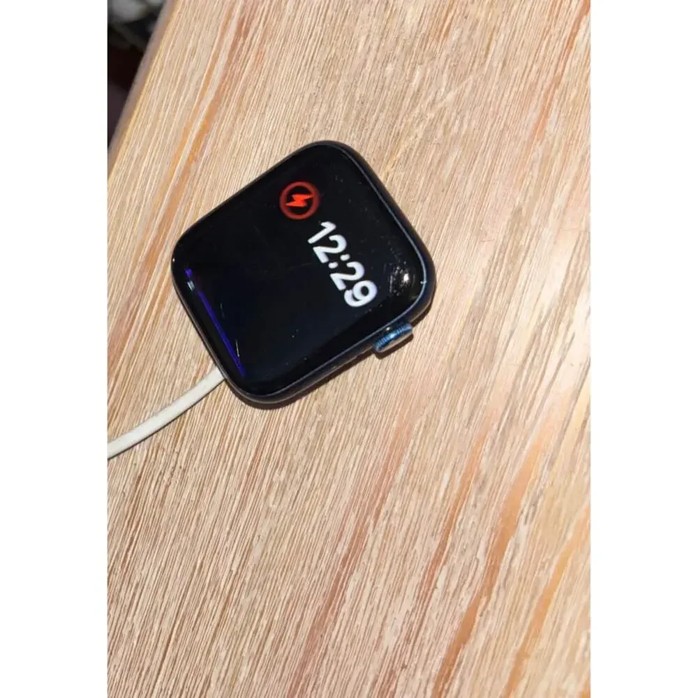 Apple Watch Series 6 44mm GPS + Cellular
